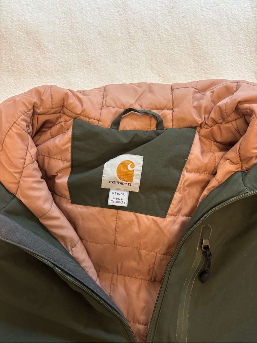 Woman’s Carhartt Lined jacket - Picture 2 of 3